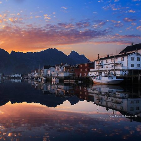 Aparthotel Tobiasbrygga Henningsvær Exterior foto