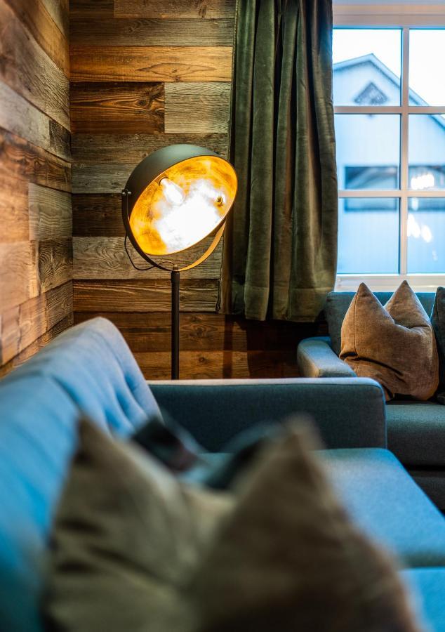 Aparthotel Tobiasbrygga Henningsvær Exterior foto